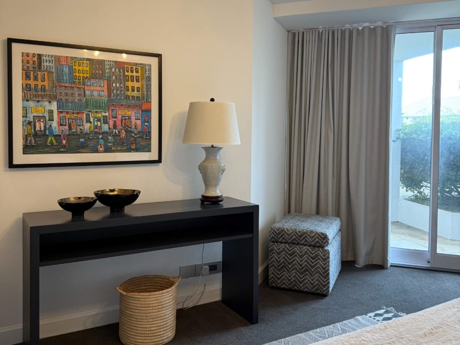 To Let 3 Bedroom Property for Rent in Sea Point Western Cape
